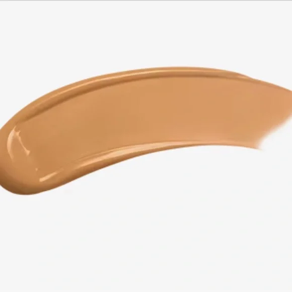 Givenchy PRISME LIBRE SKIN-CARING MATTE FOUNDATION 5-W355, Brand New without box - Picture 2 of 9